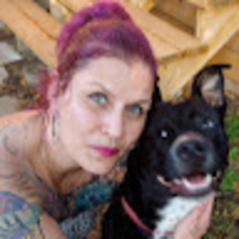 Meet your Posher, Andrea